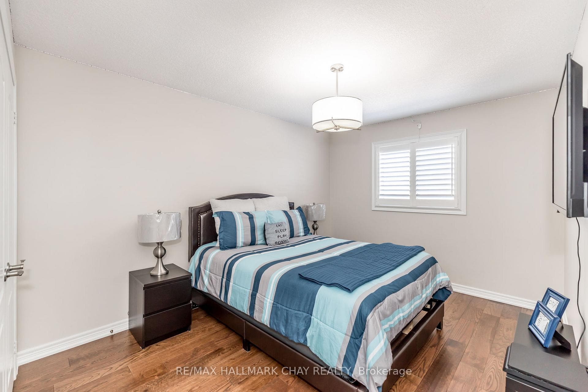 59 Arnold Crescent photo 18