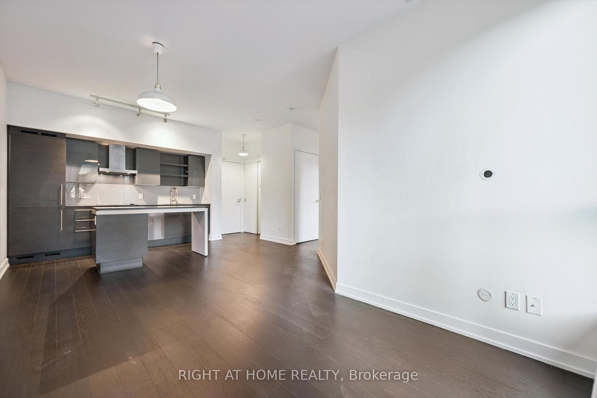 1030 King Street Unit 418 photo 13