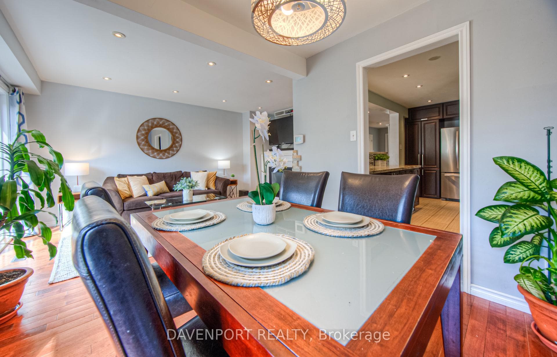 2681 Romark Mews photo 16
