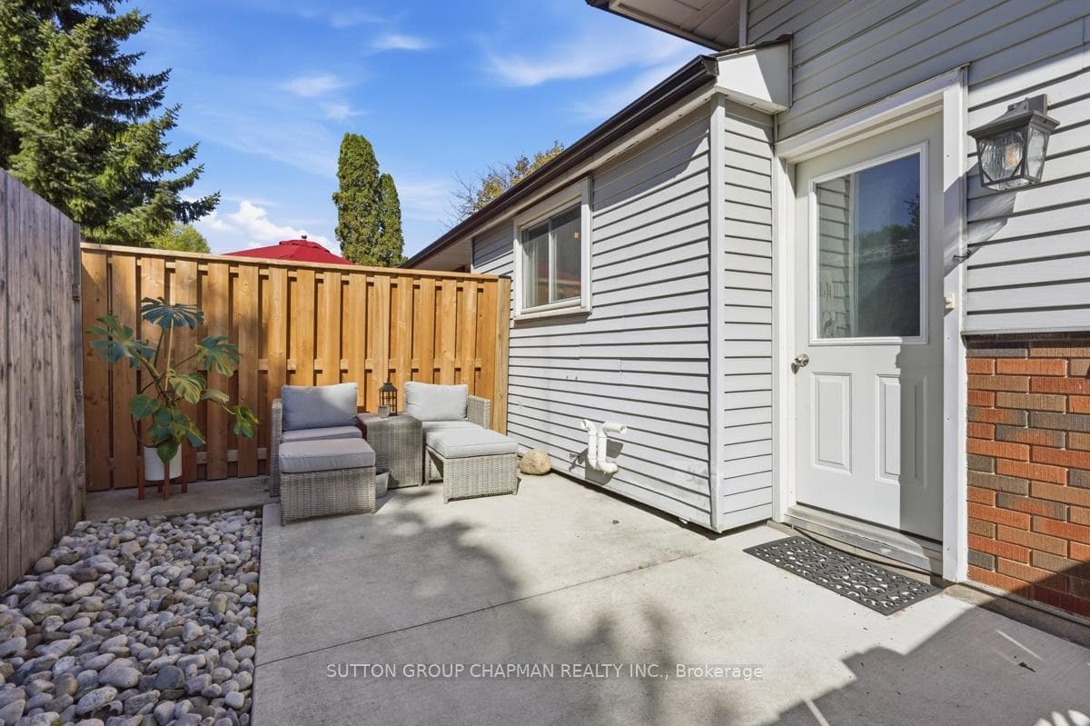 920 Alice Street photo 30