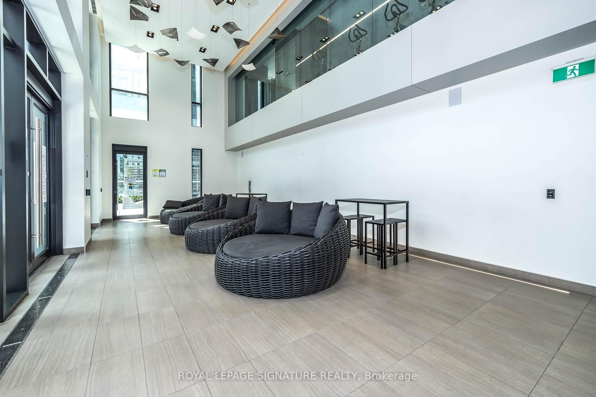 1 Yorkville Avenue Unit 2601 photo 22