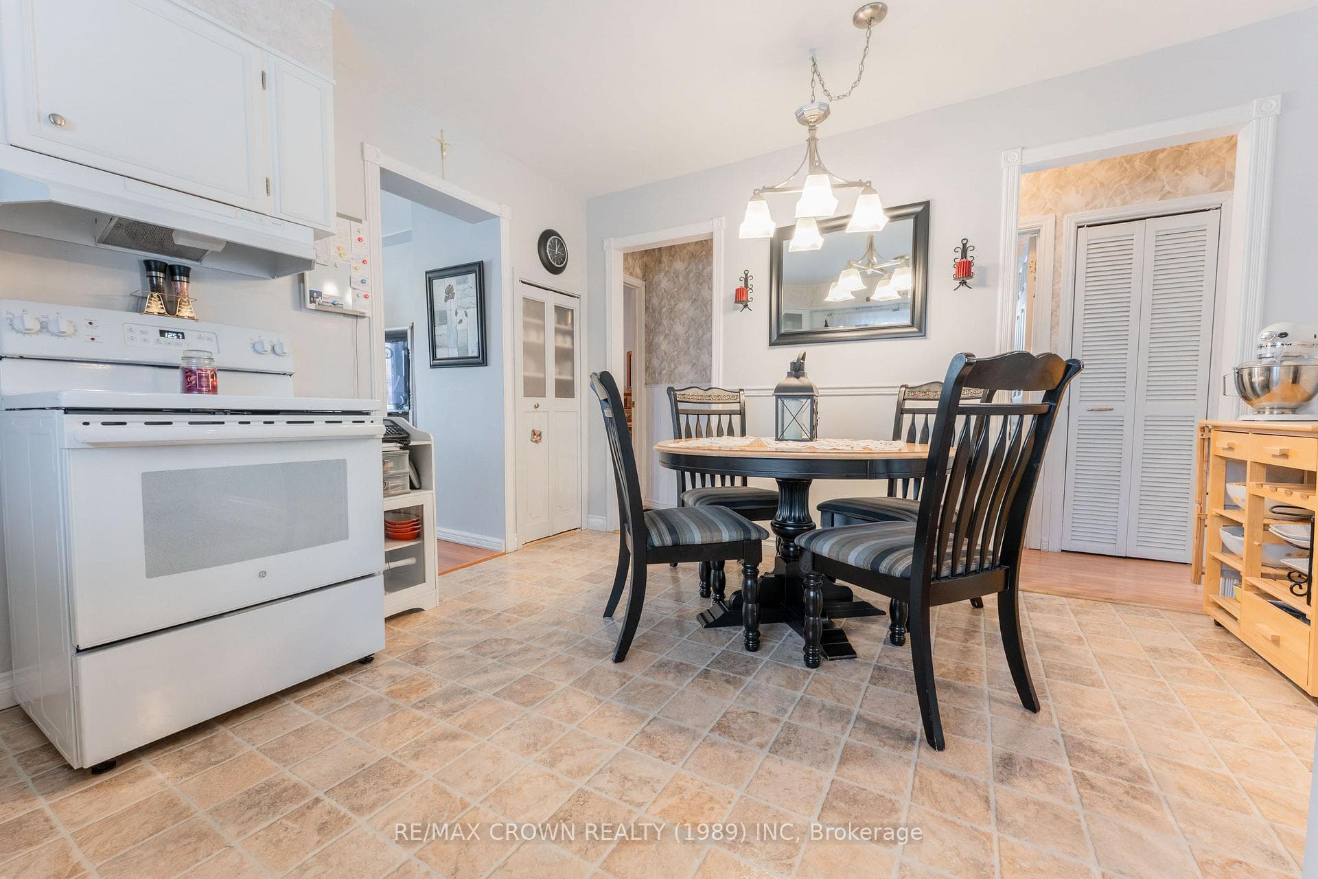 78 Devonshire Street photo 3