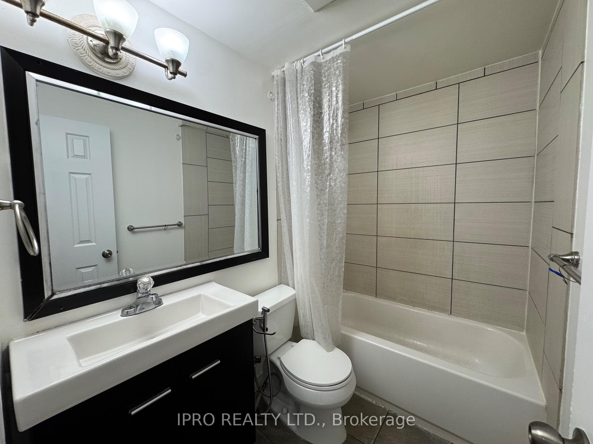 29 Obermeyer Drive photo 21