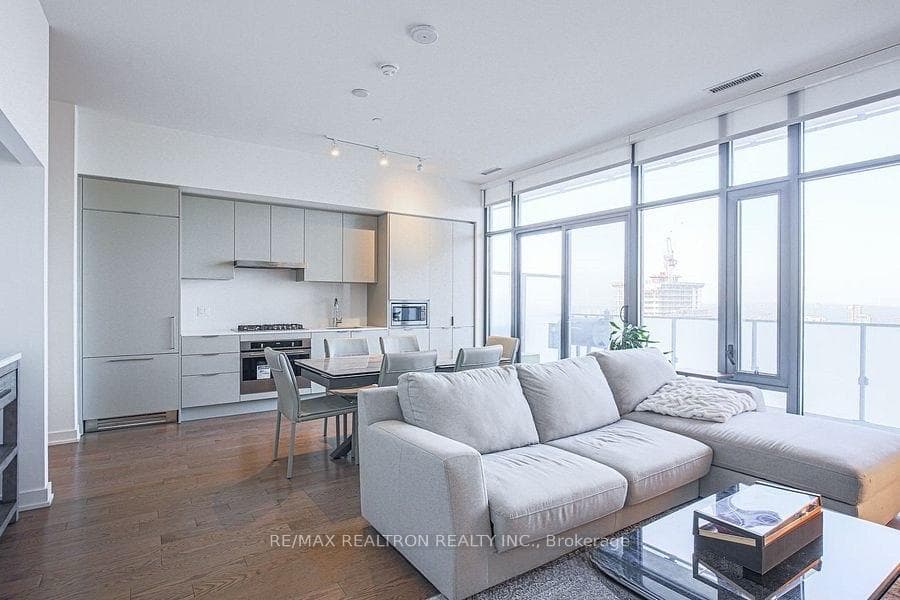 20 Lombard Street Unit LPH01 photo 1