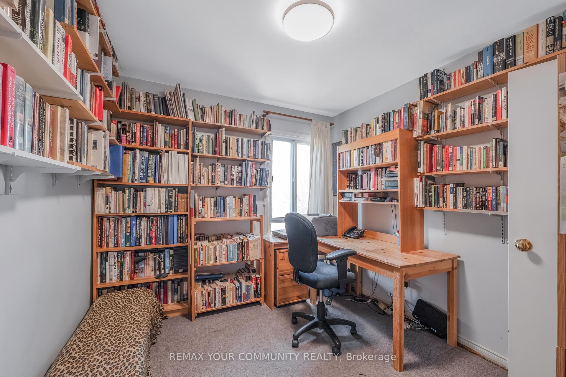97 Poplar Crescent photo 31