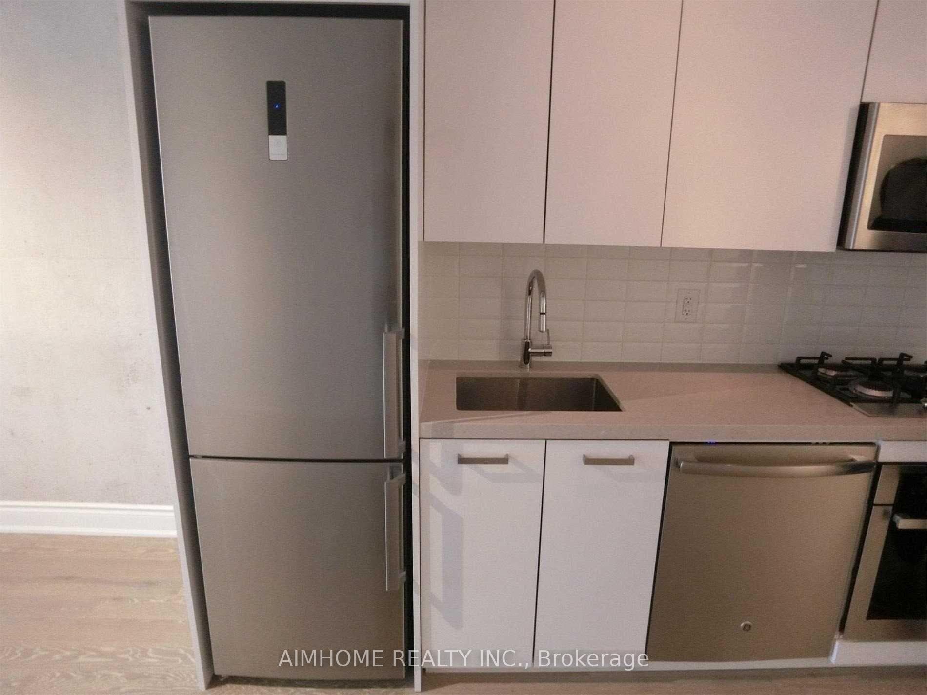 608 Richmond Street Unit 813 photo 12