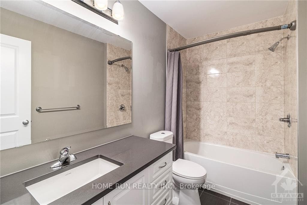 775 CHAPMAN MILLS Drive photo 14
