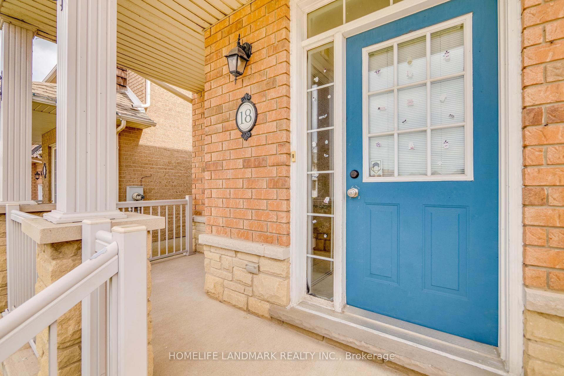 18 Westhampton Way photo 2
