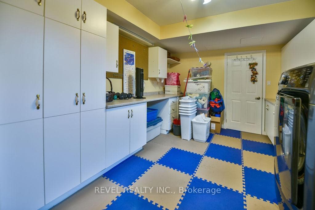 800 Lavigne Boulevard photo 39
