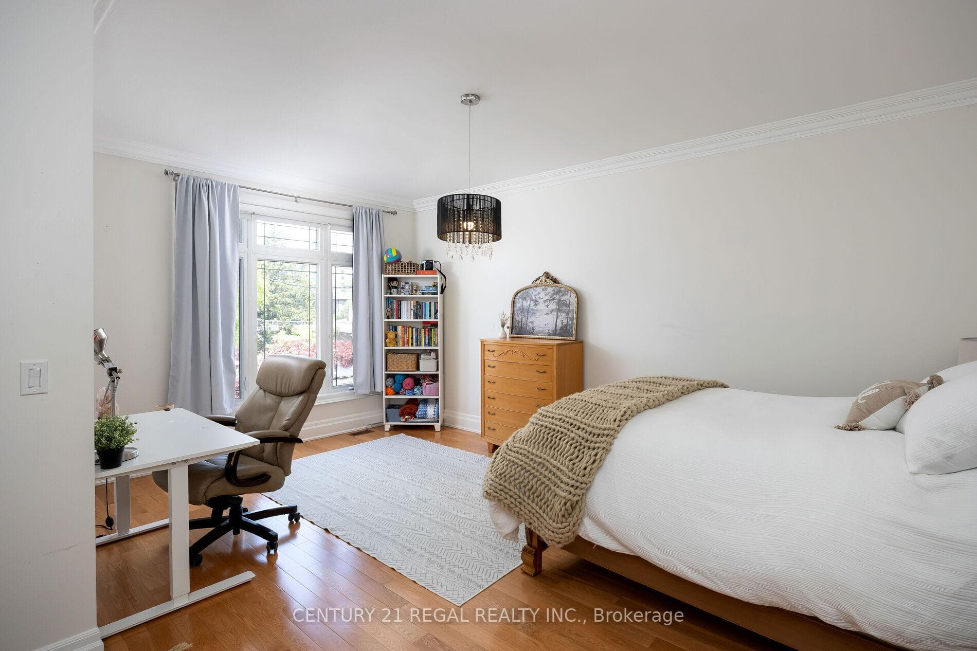 127 Sultana Avenue photo 29