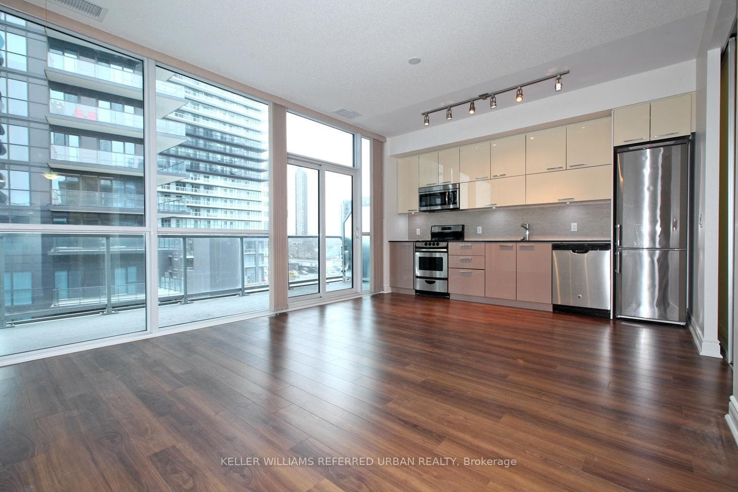 80 Marine Parade Drive Unit 429 photo 7