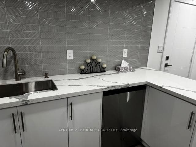 7 Larkfield Crescent Unit 2 photo 11