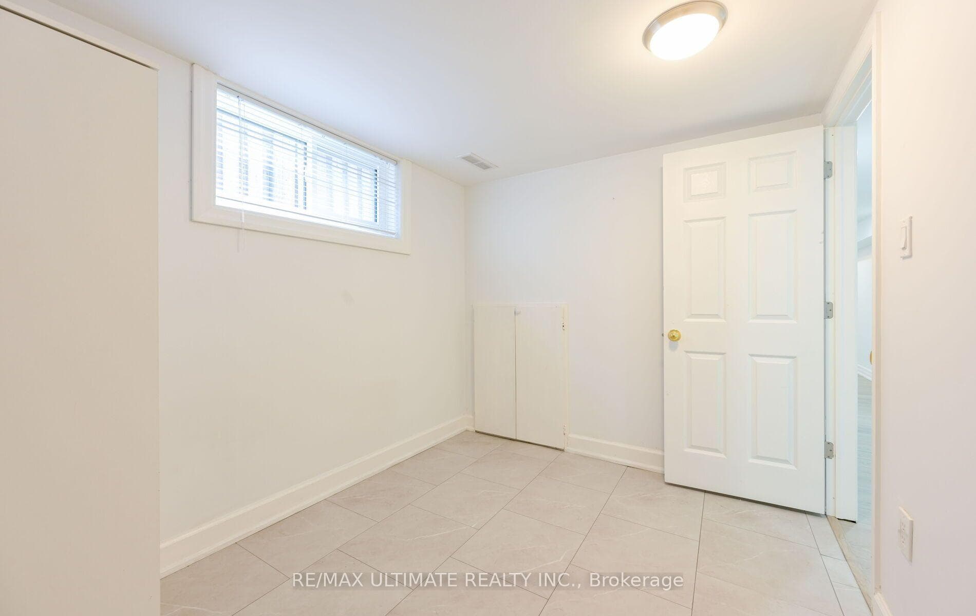 1255 Forestwood Drive photo 17