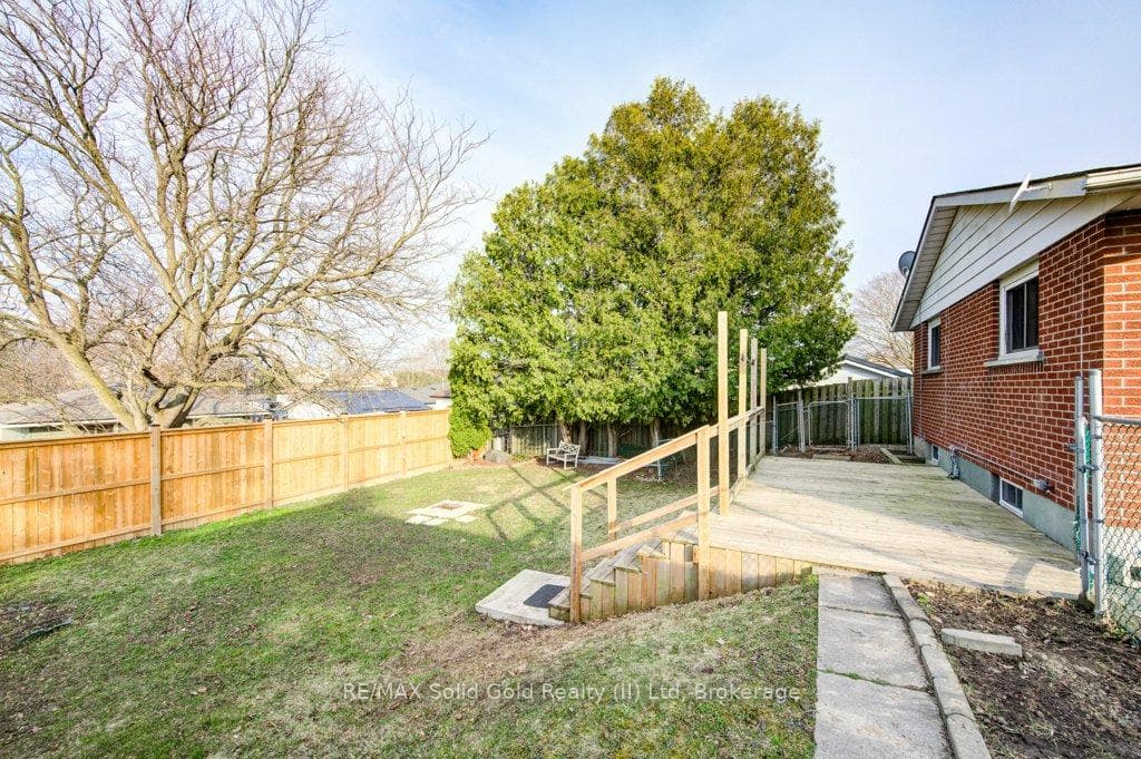 286 Cartier Drive photo 40