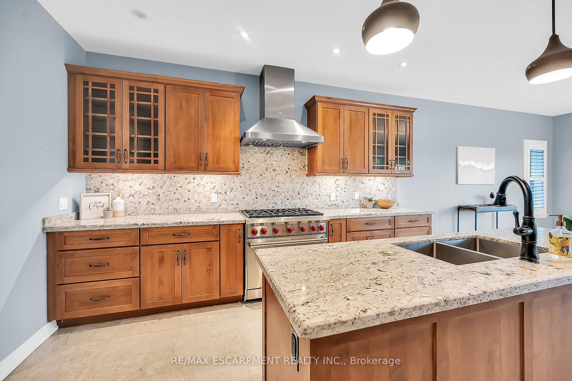 186 DONJON Boulevard photo 13