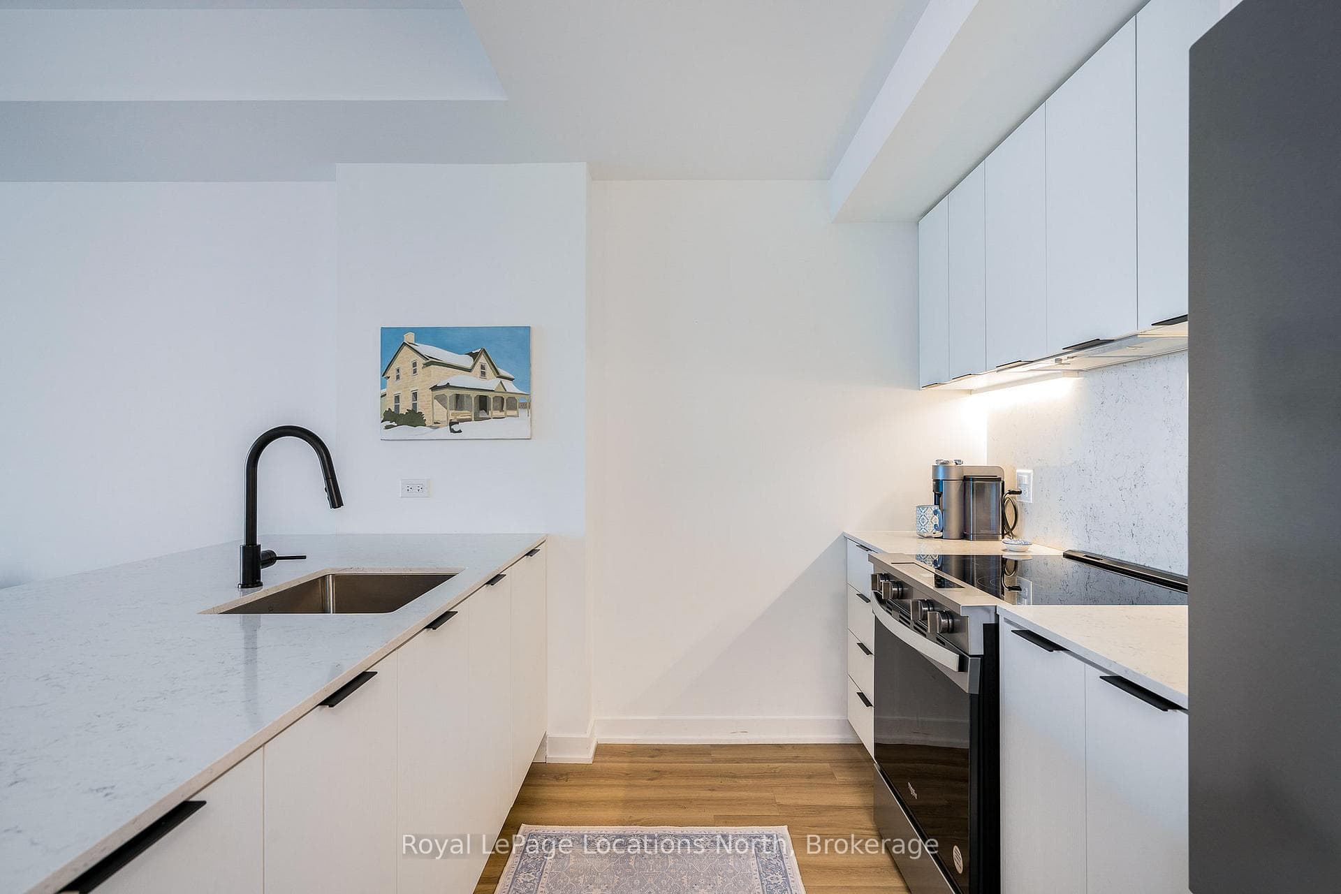 31 Huron Street Unit 501 photo 8