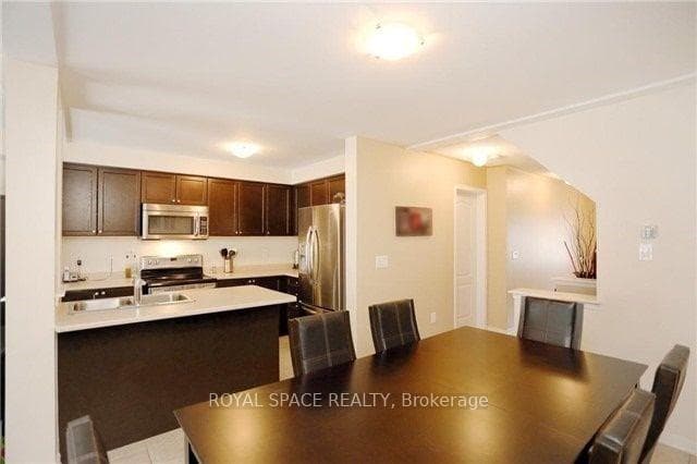 19 Masseyfield Street photo 6