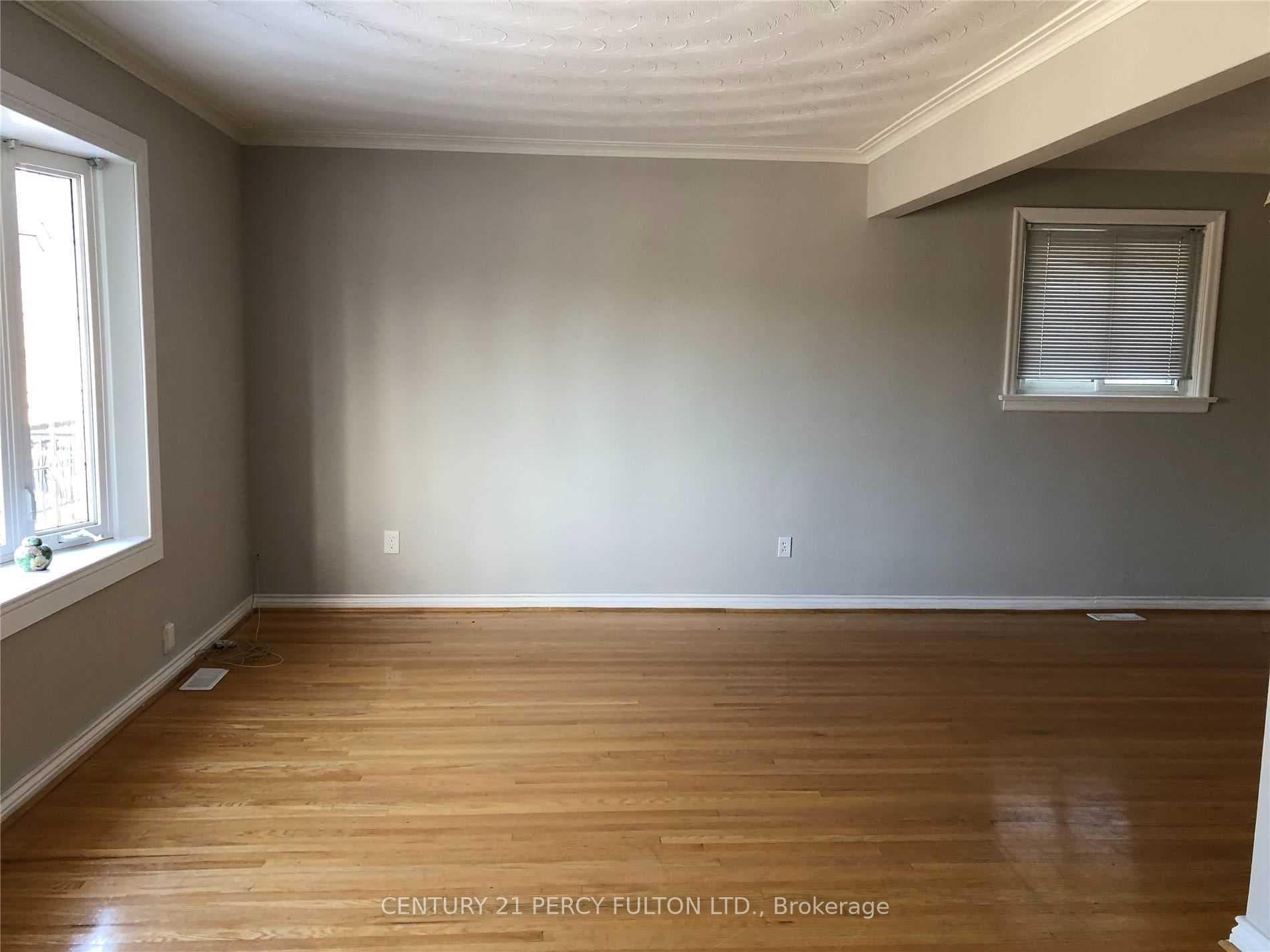 21 Ivanhoe Court photo 2
