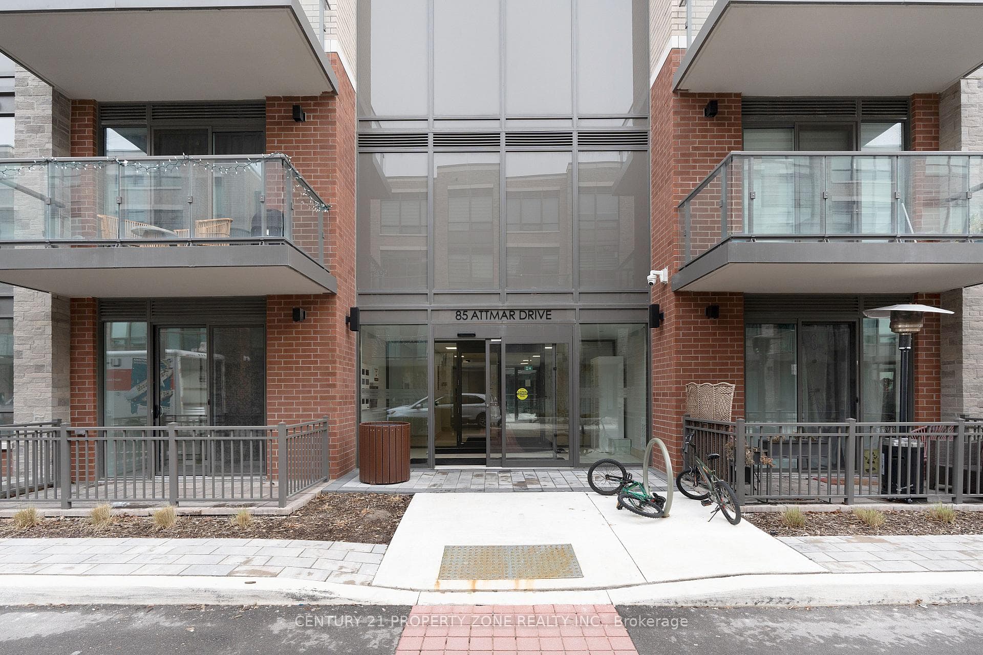 85 Attmar Drive Unit 226 photo 1