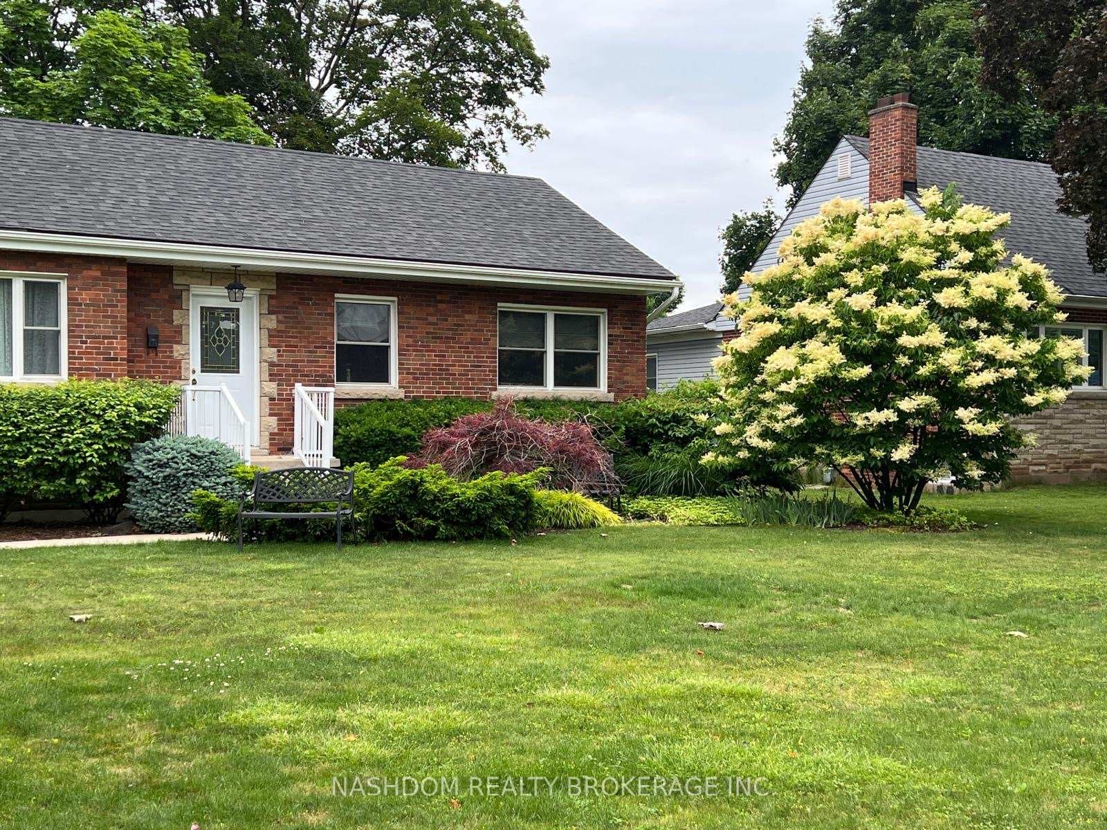 1 Bryant Court photo 38