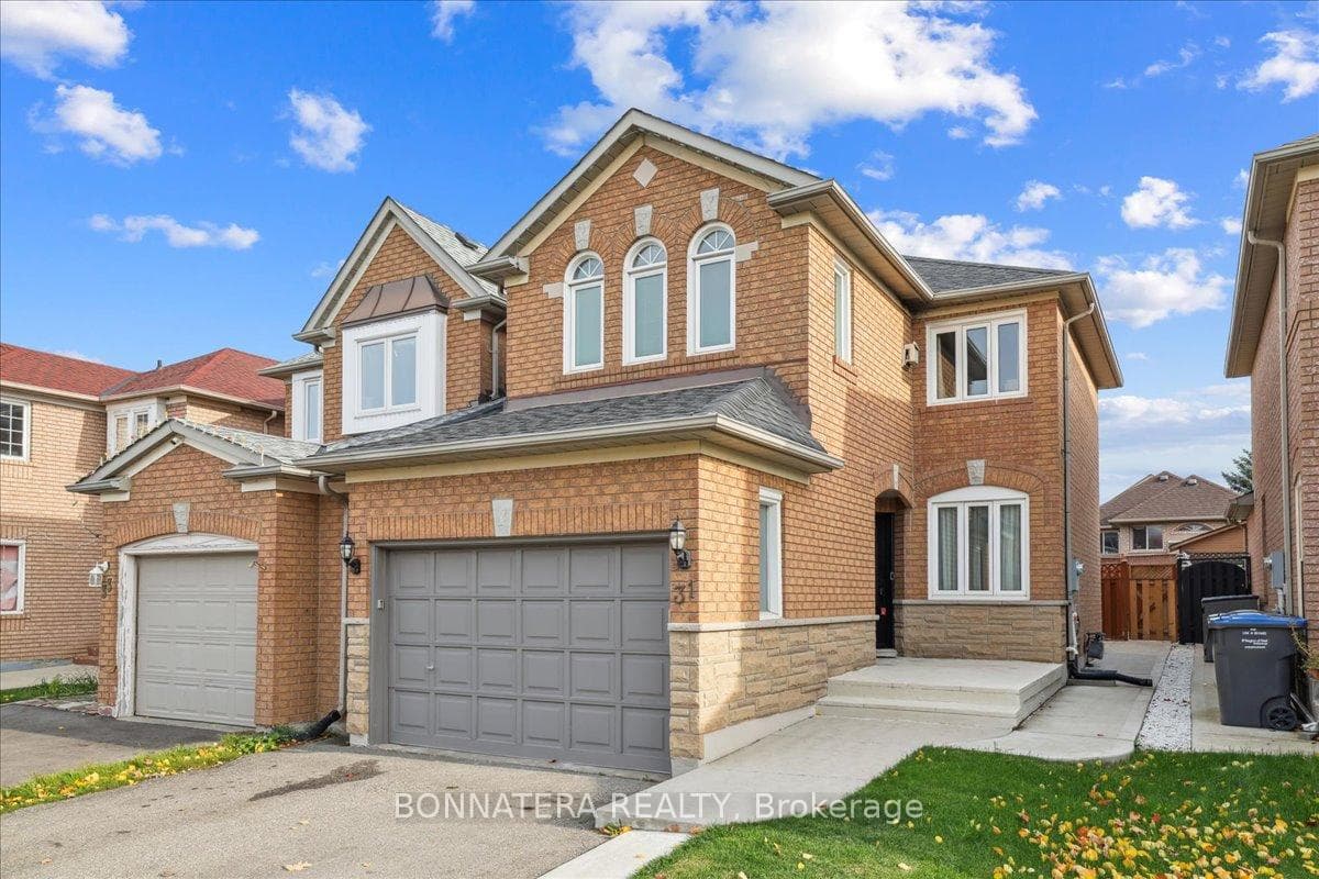 31 Fiddleneck Crescent photo 2