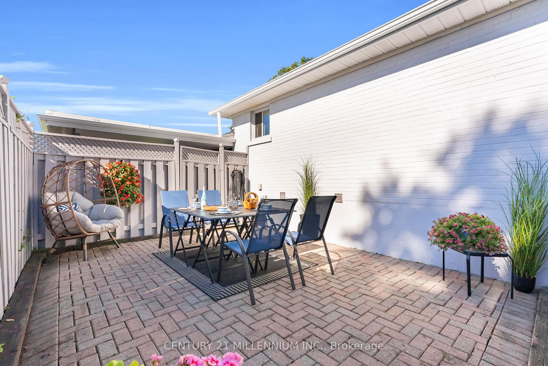 49 Harper Road photo 37