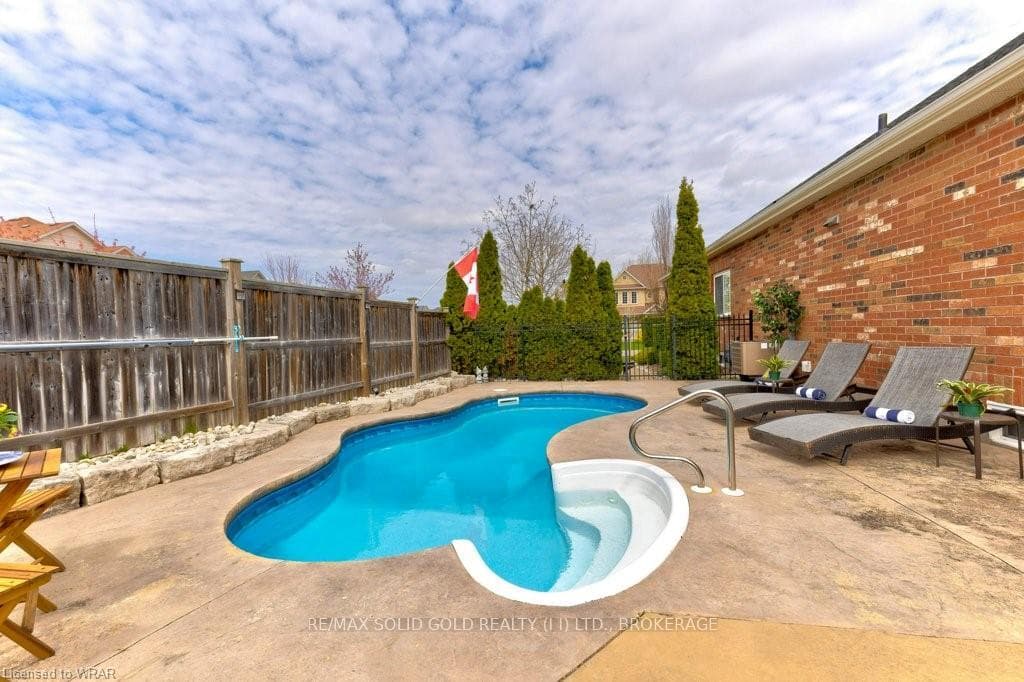 2 KNOX Court photo 36