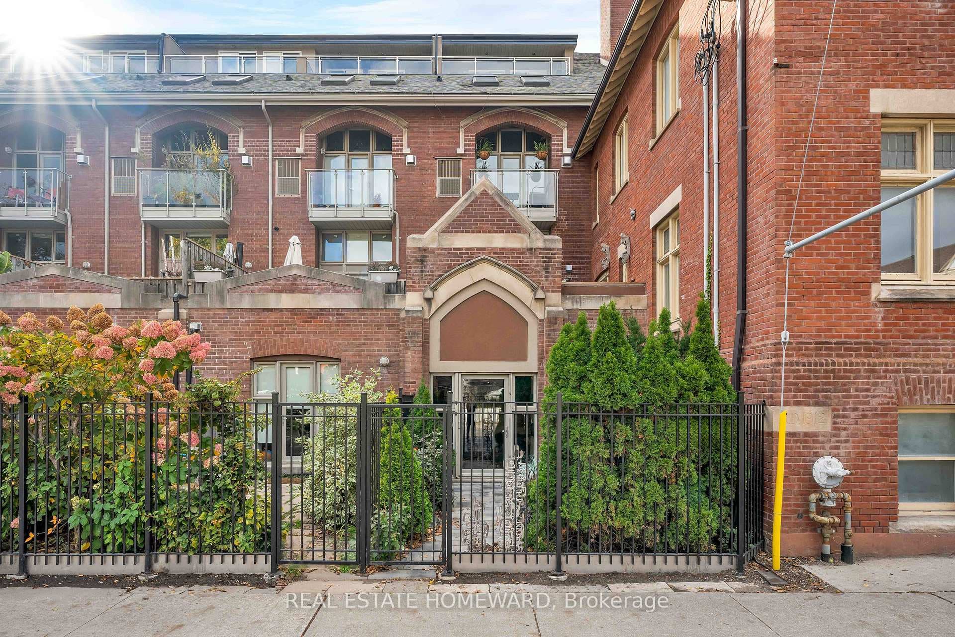 660 Pape Avenue Unit 112 photo 43