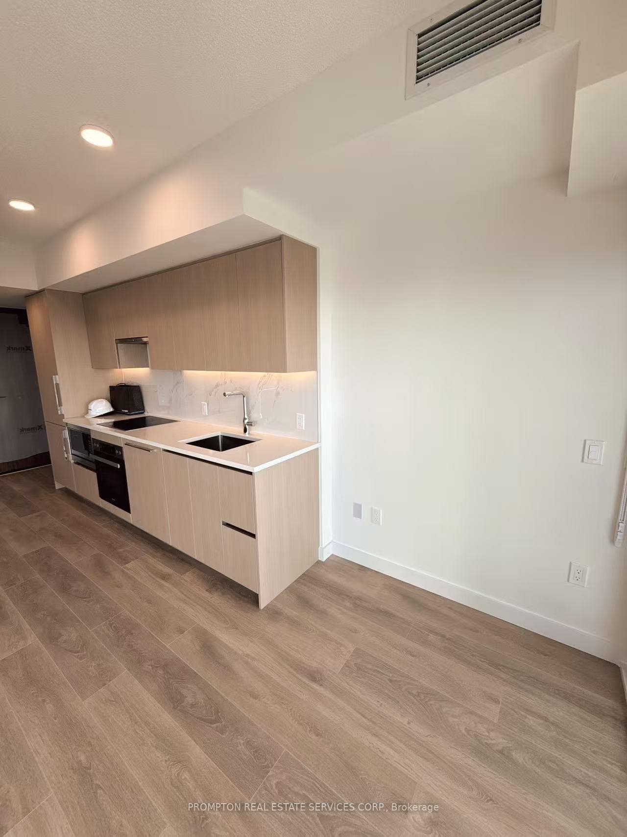 3 Concord Cityplace Way Unit 5602 photo 24