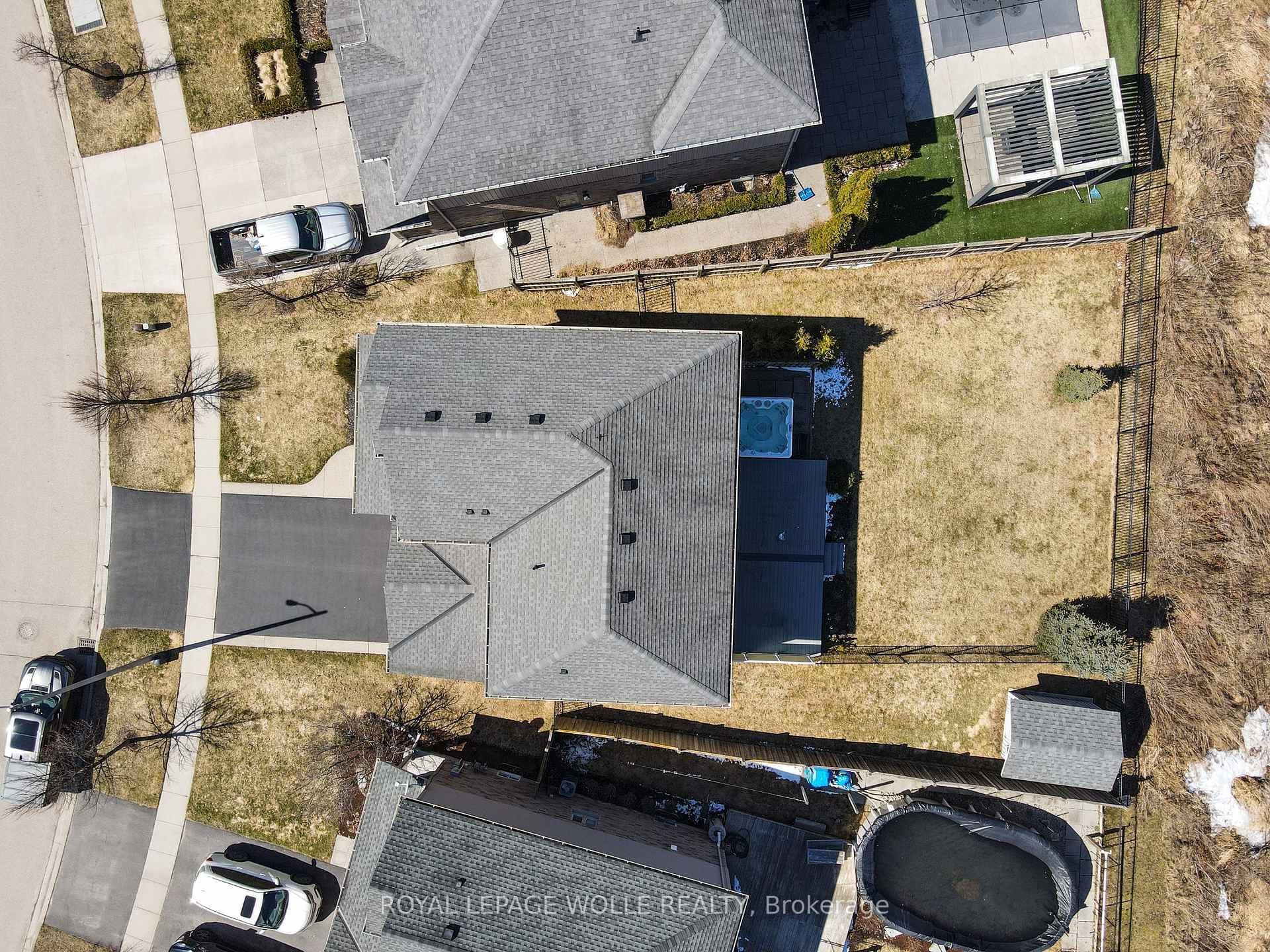 65 Goldschmidt Crescent photo 30
