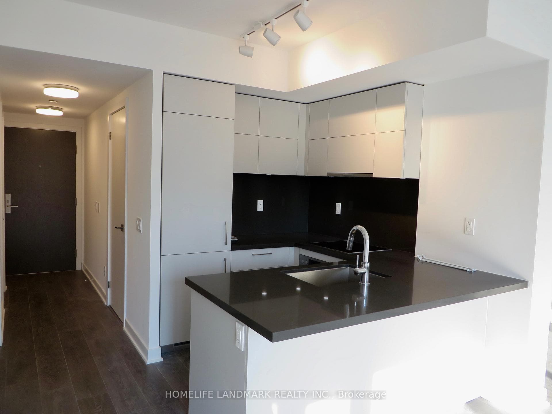 188 Cumberland Street Unit 1510 photo 13