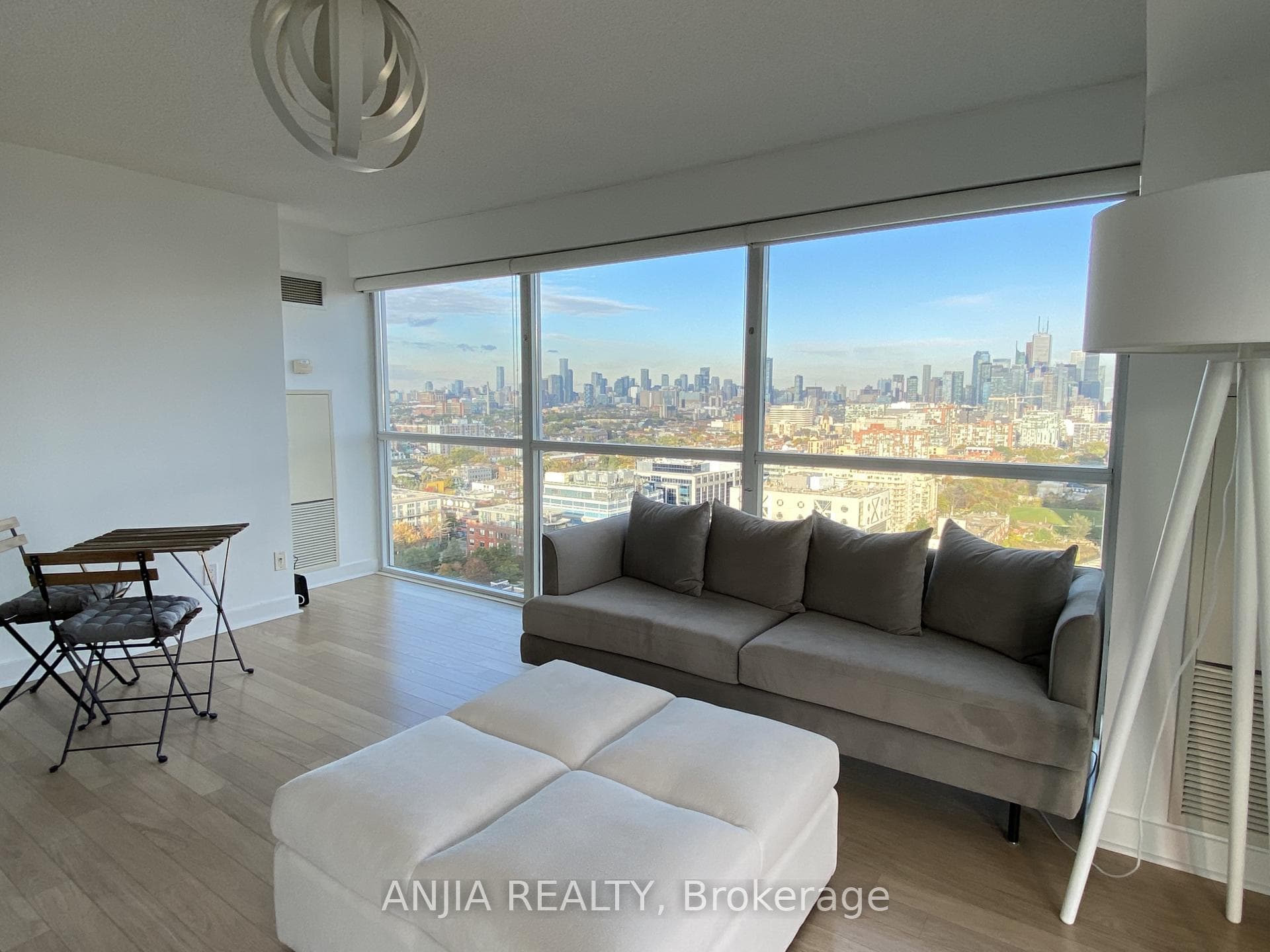 80 Western Battery Road Unit 2310 photo 2