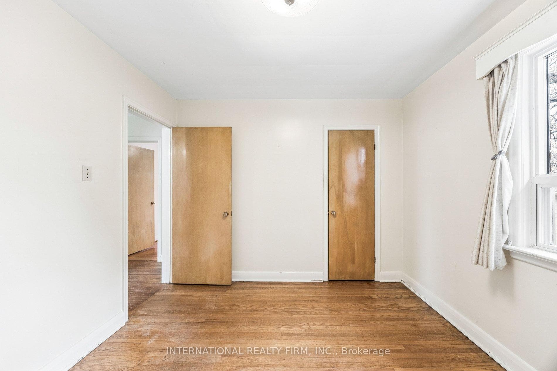 131 Brenda Crescent photo 27