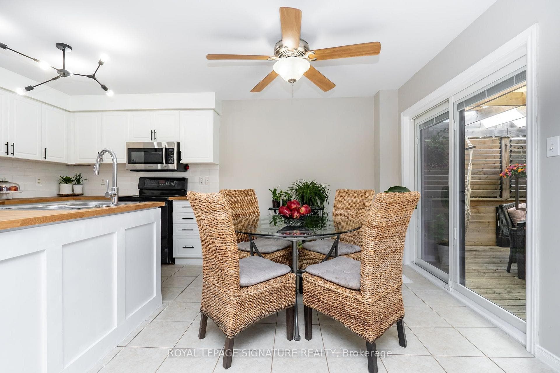 348 Edenbrook Hill Drive photo 10