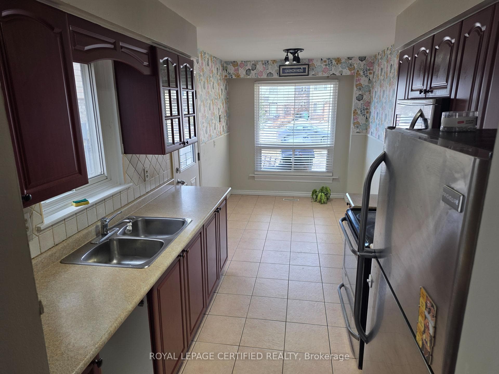 72 Fanshawe Drive photo 7