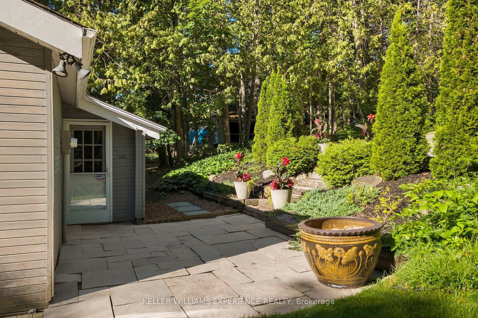 127 Shoreline Drive photo 4
