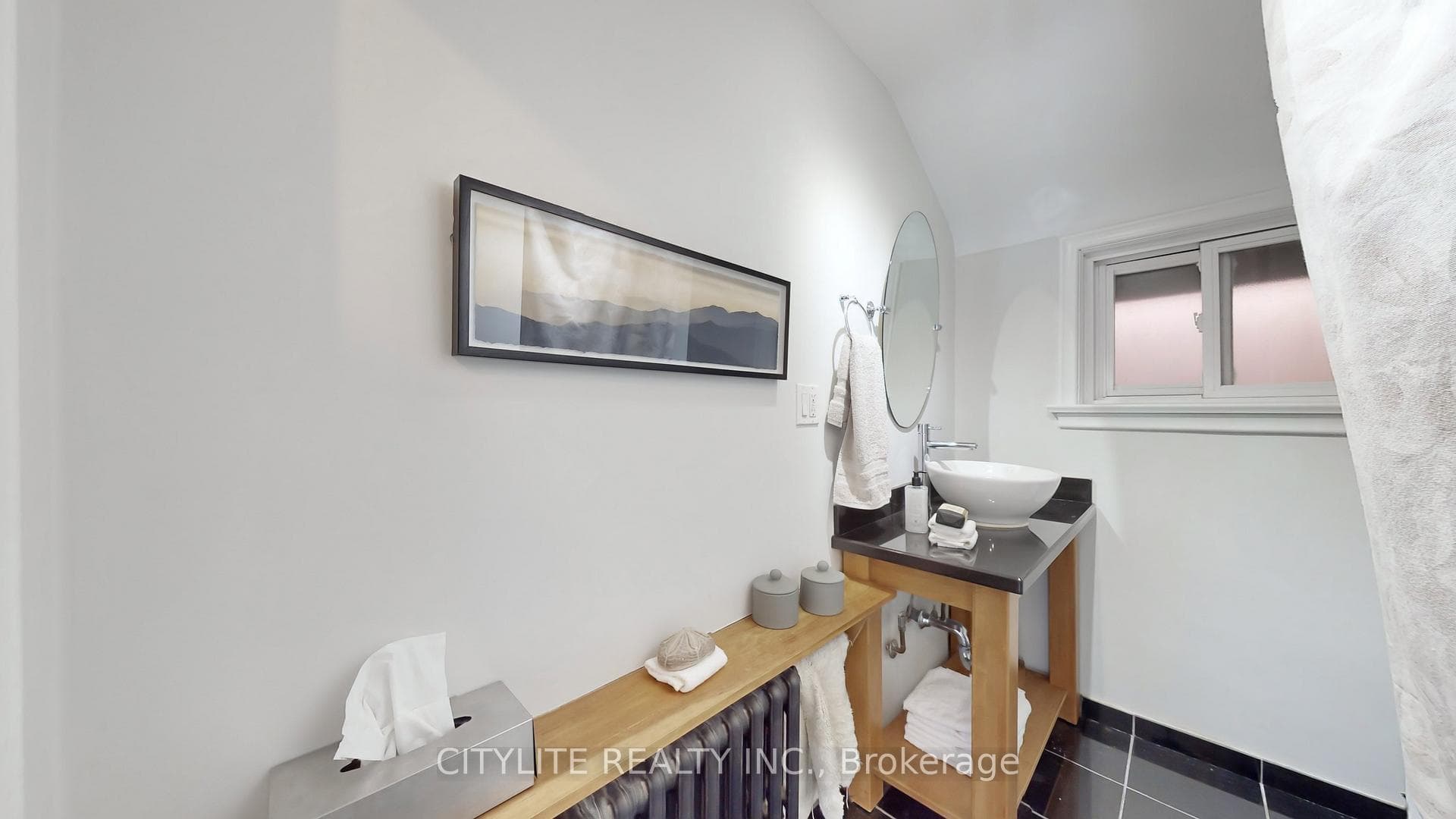 12 Teston Boulevard photo 28
