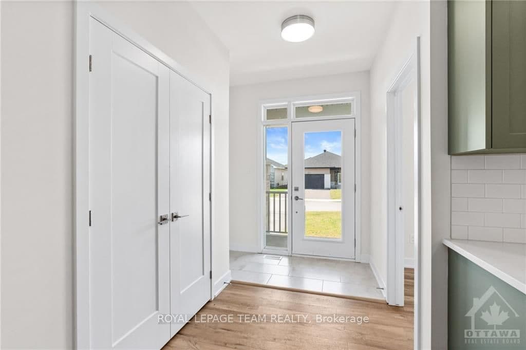 303 WOOD Avenue photo 3