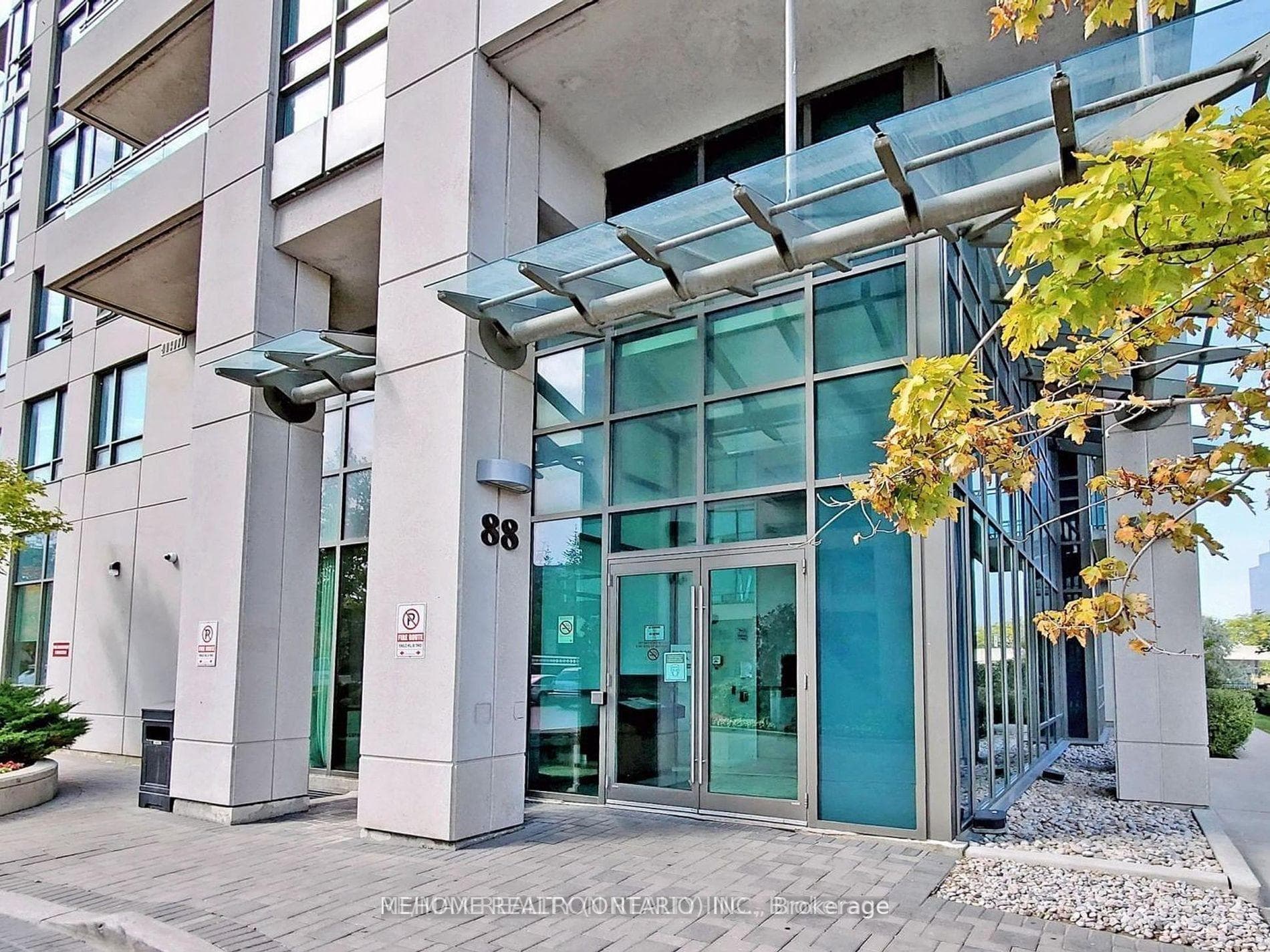 88 Grangeway Avenue Unit 1209 photo 15