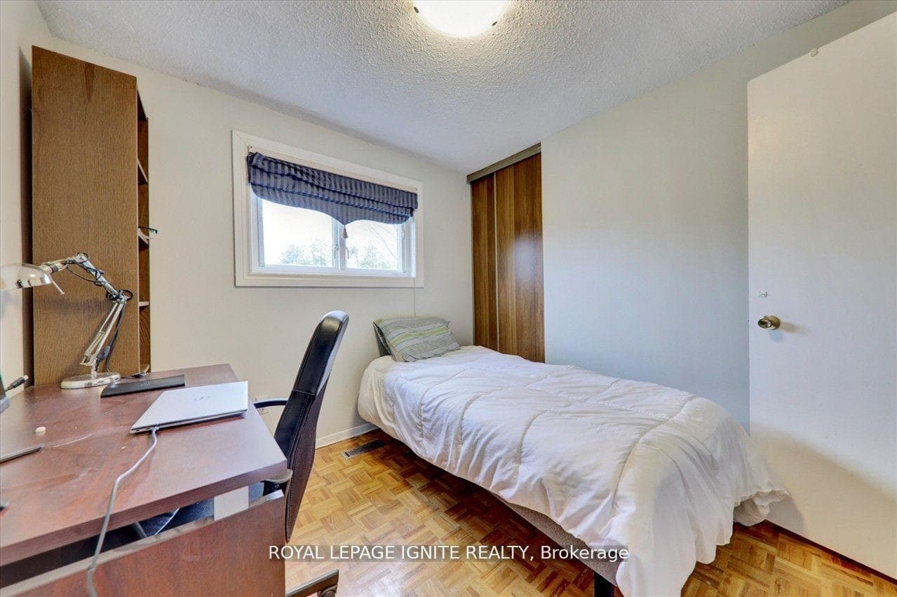 9 Pilkey Crescent photo 9