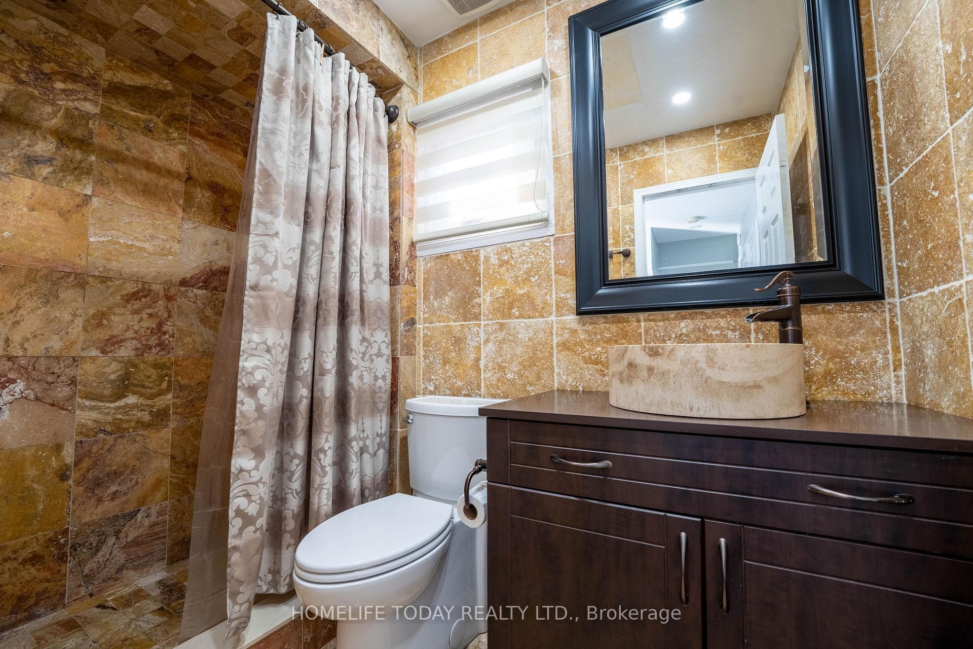 4182 Credit Pointe Drive photo 13