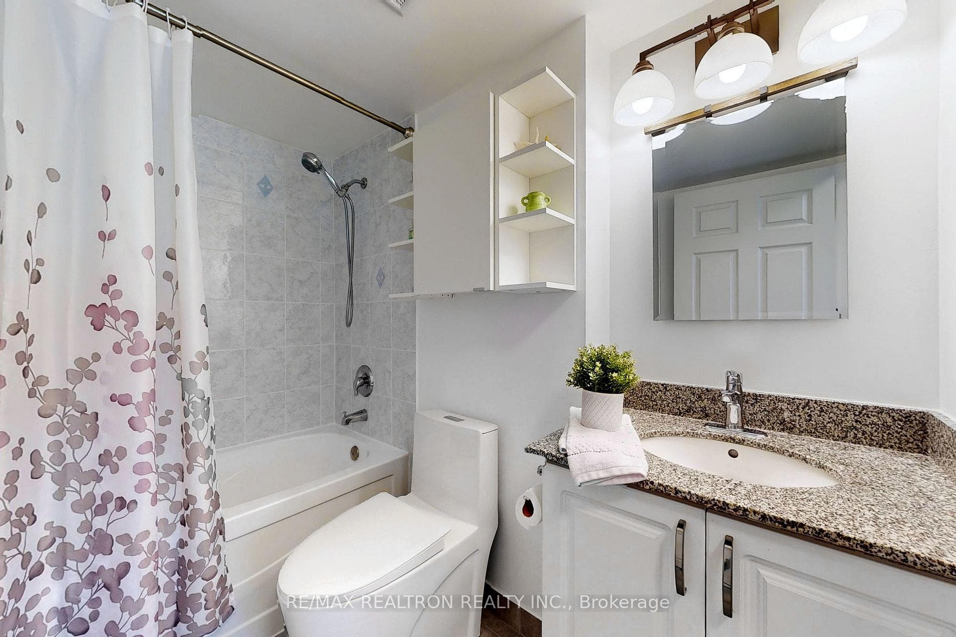 185 Oneida Crescent Unit 908 photo 23