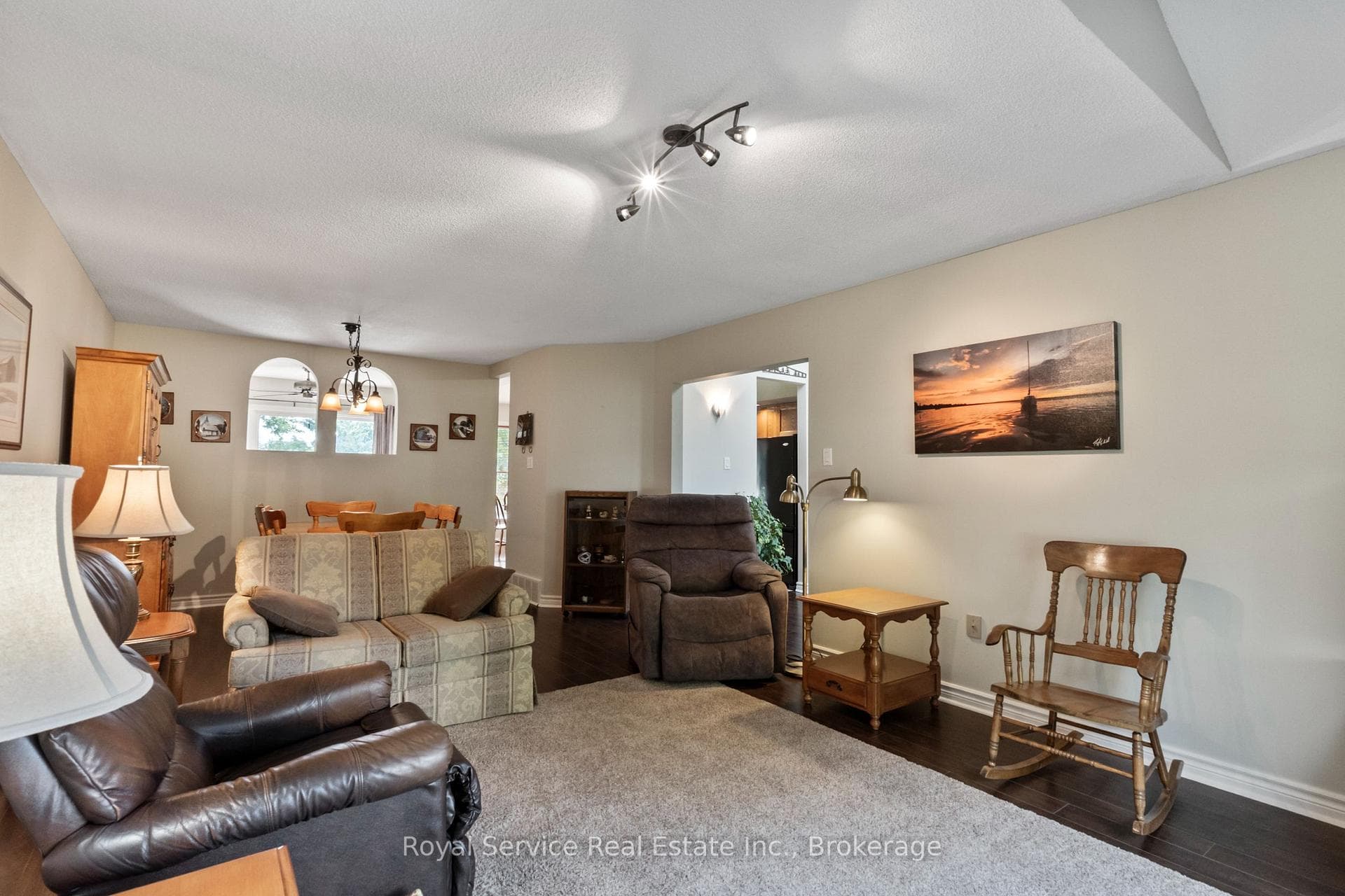 33 Russell Hill Road photo 7