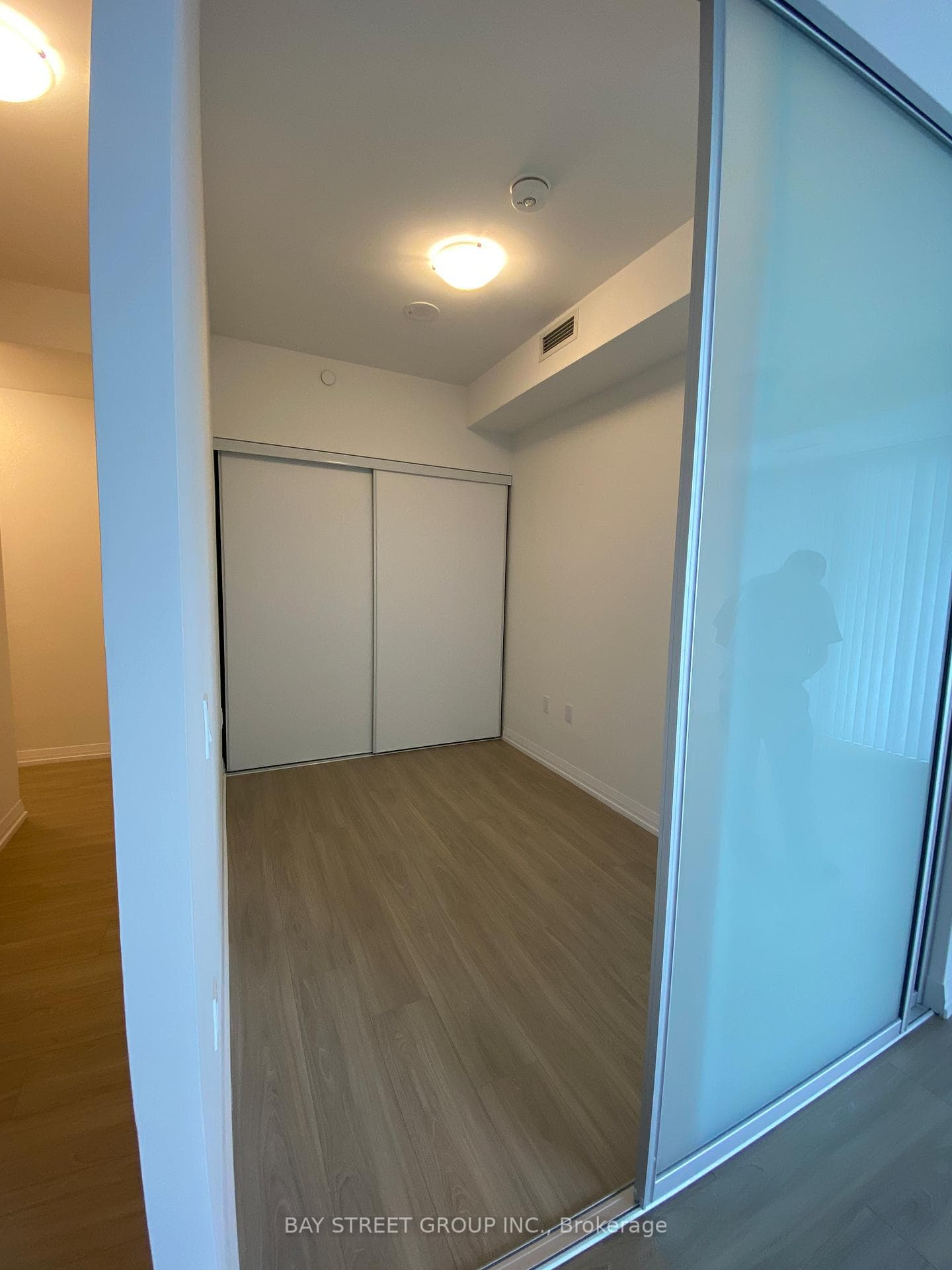 25 Holly Street Unit 807 photo 7
