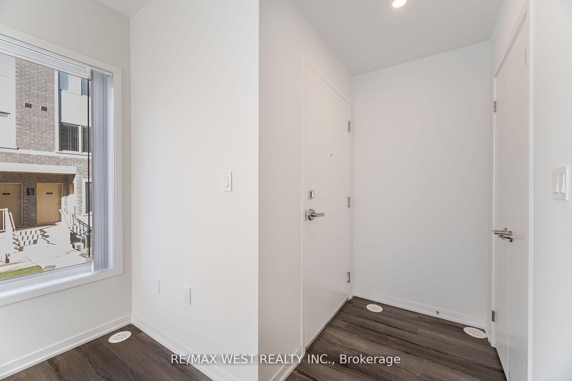 141 Honeycrisp Crescent Unit 195 photo 7
