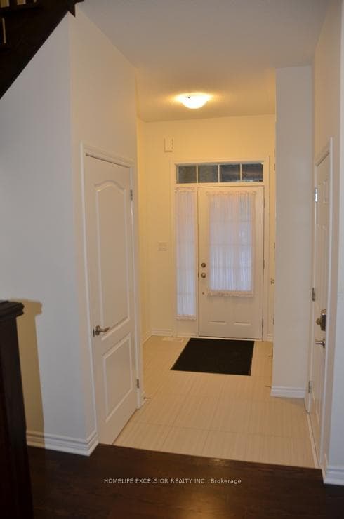 130 Major Crescent photo 9