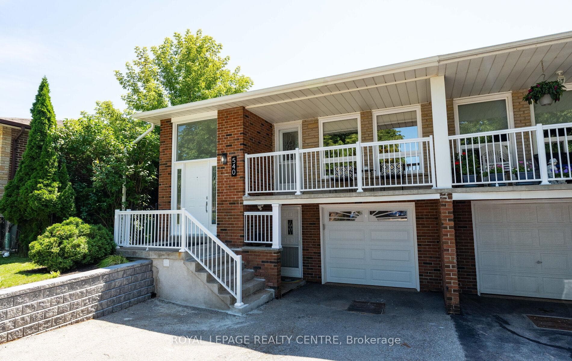 540 Cavell Drive Unit Upper photo 2