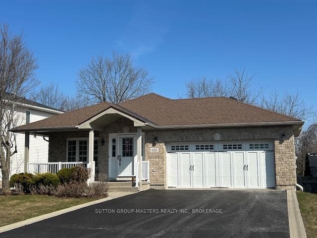 426 GRANDTRUNK Avenue photo 1