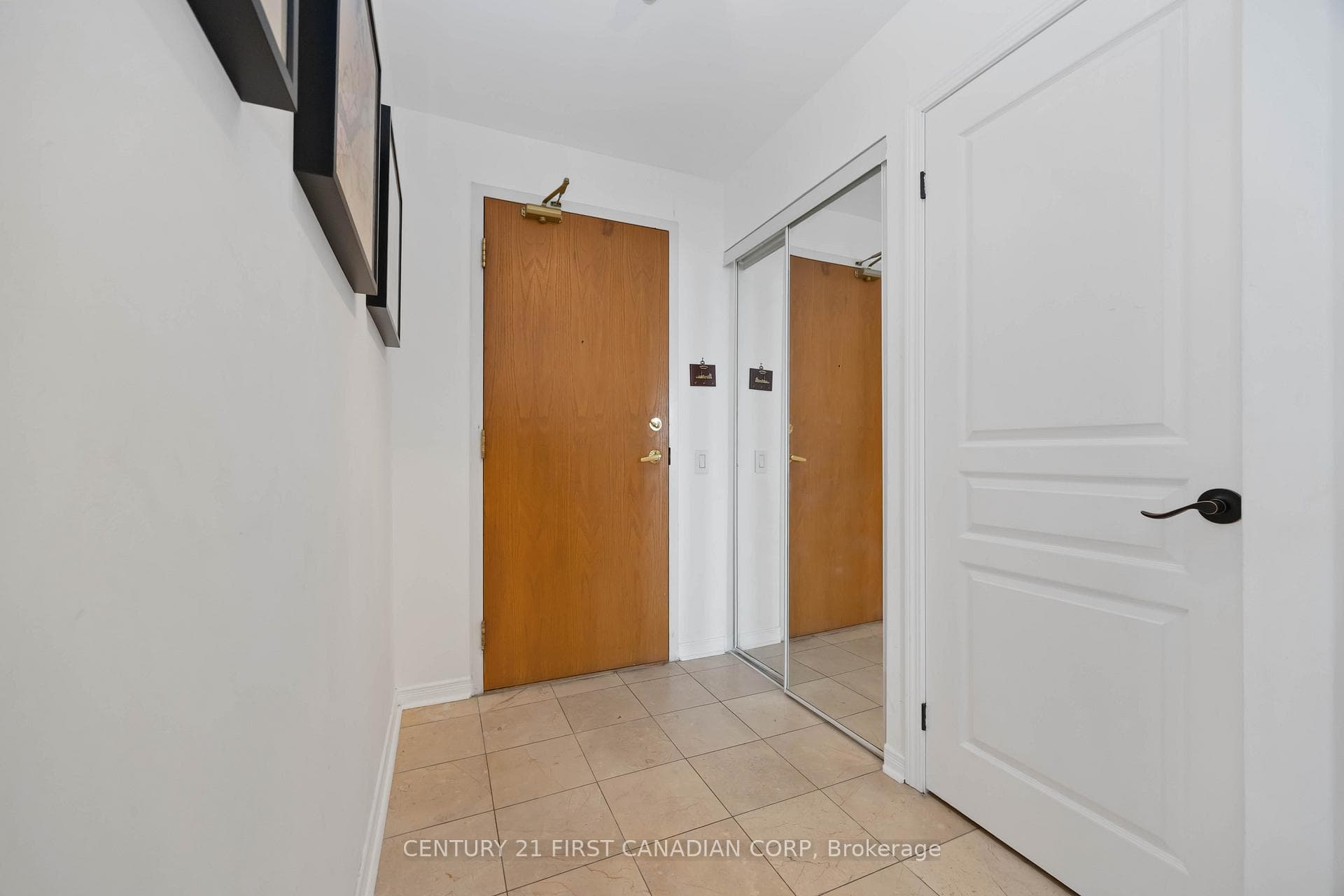 9 Northern Heights Drive Unit 1112 photo 2