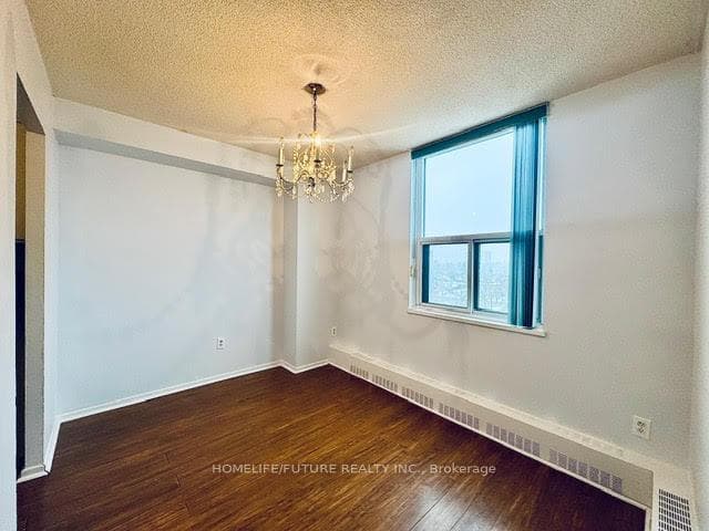 90 Ling Road Unit 809 photo 6
